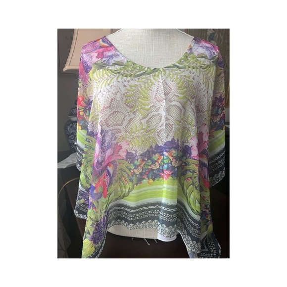 Sheer Flowy poncho pop over floral Beachy boho summer sheer size M - Picture 1 of 5